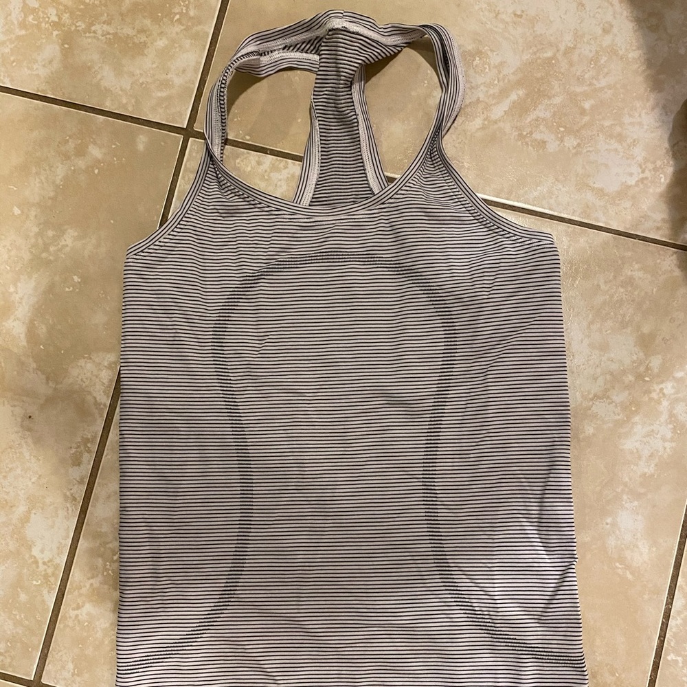 Swiftly tank size 4
